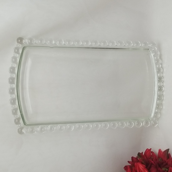 Beaded Edge Glass Vanity Tray - Picture 7 of 11